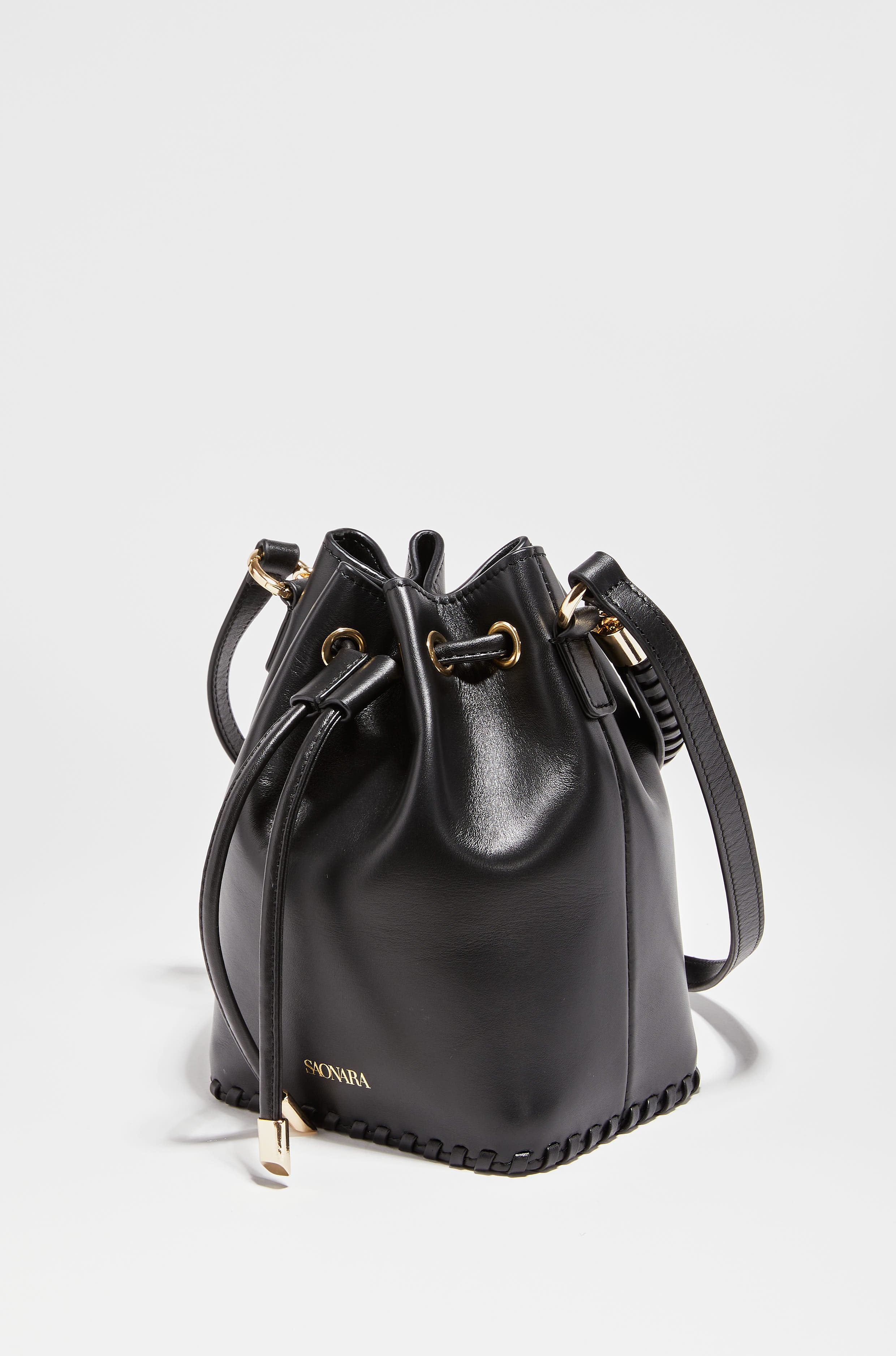 SAONARA MINI BUCKET BLACK LEATHER