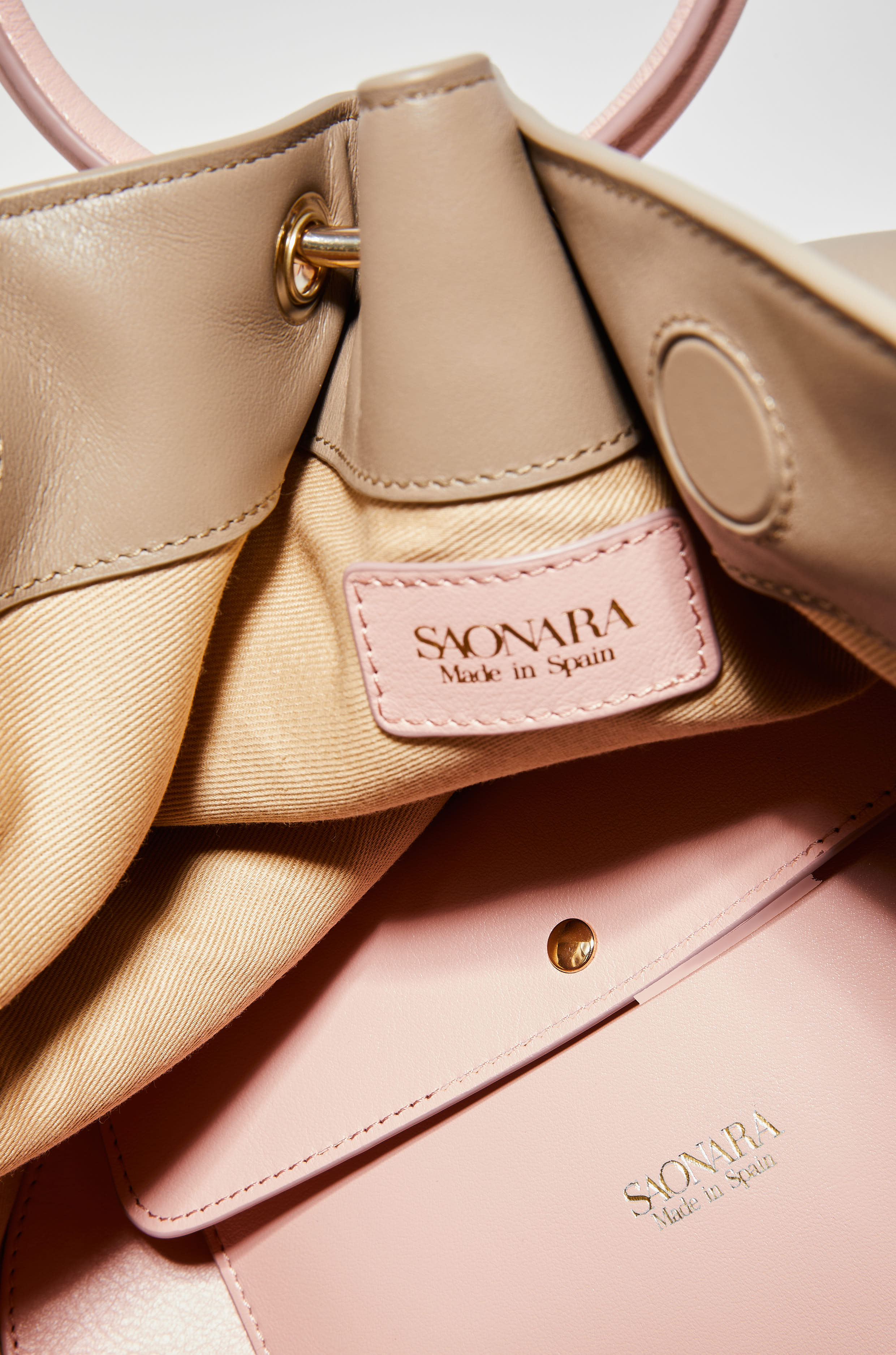 Capazo Bag Taupe/Peony Leather