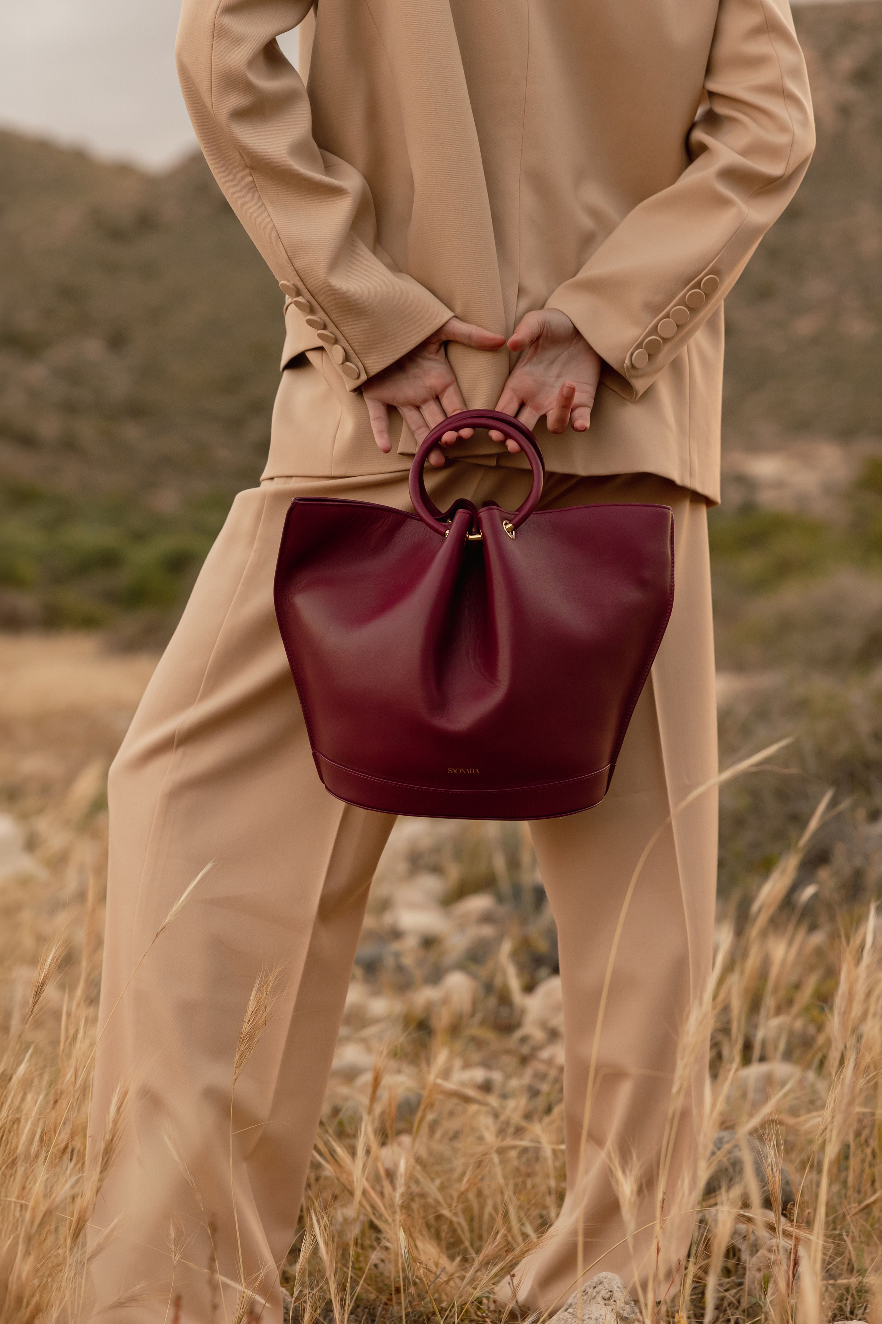 Capazo Bag Berry Leather