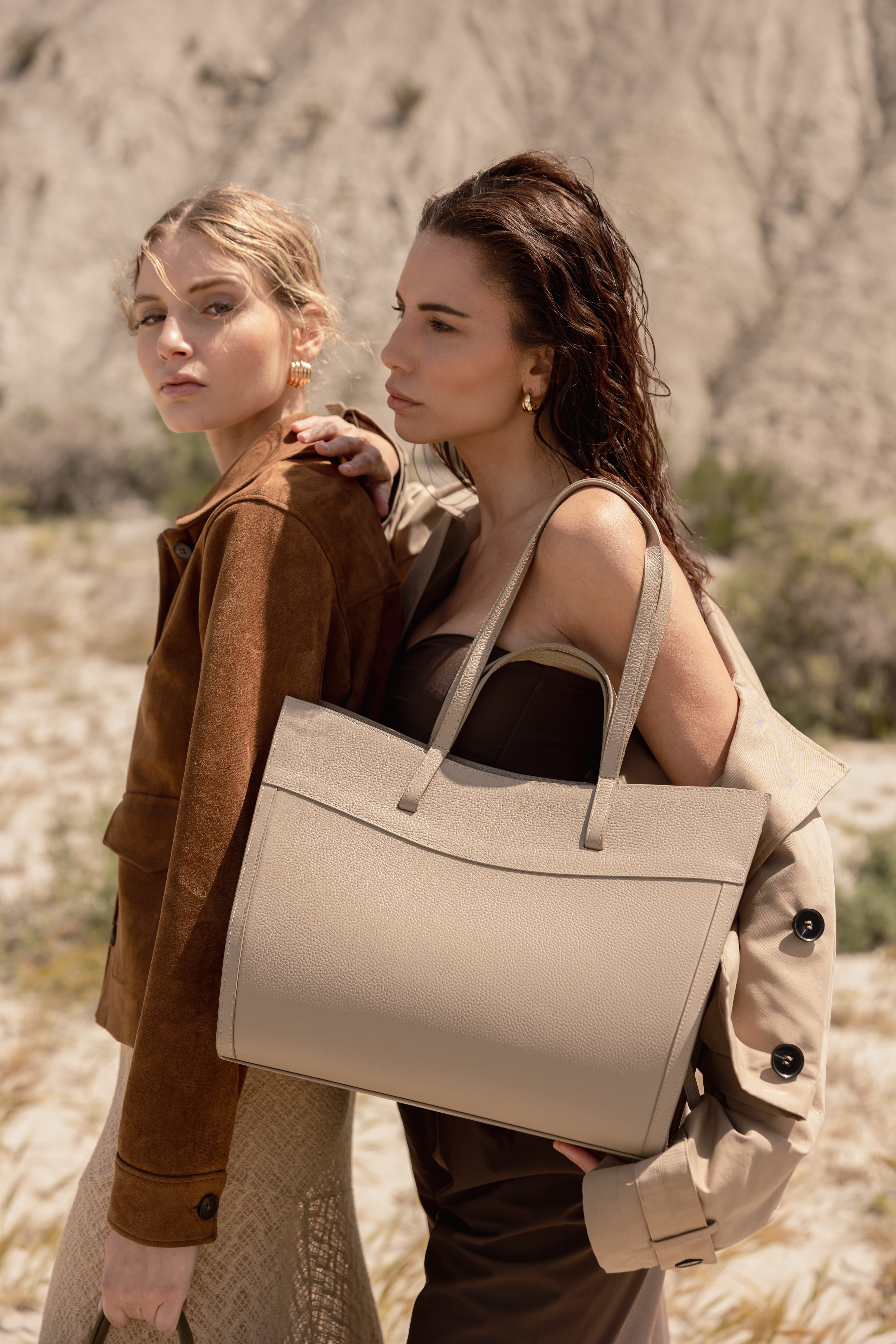 SAONARA SHOPPING BAG TAUPE