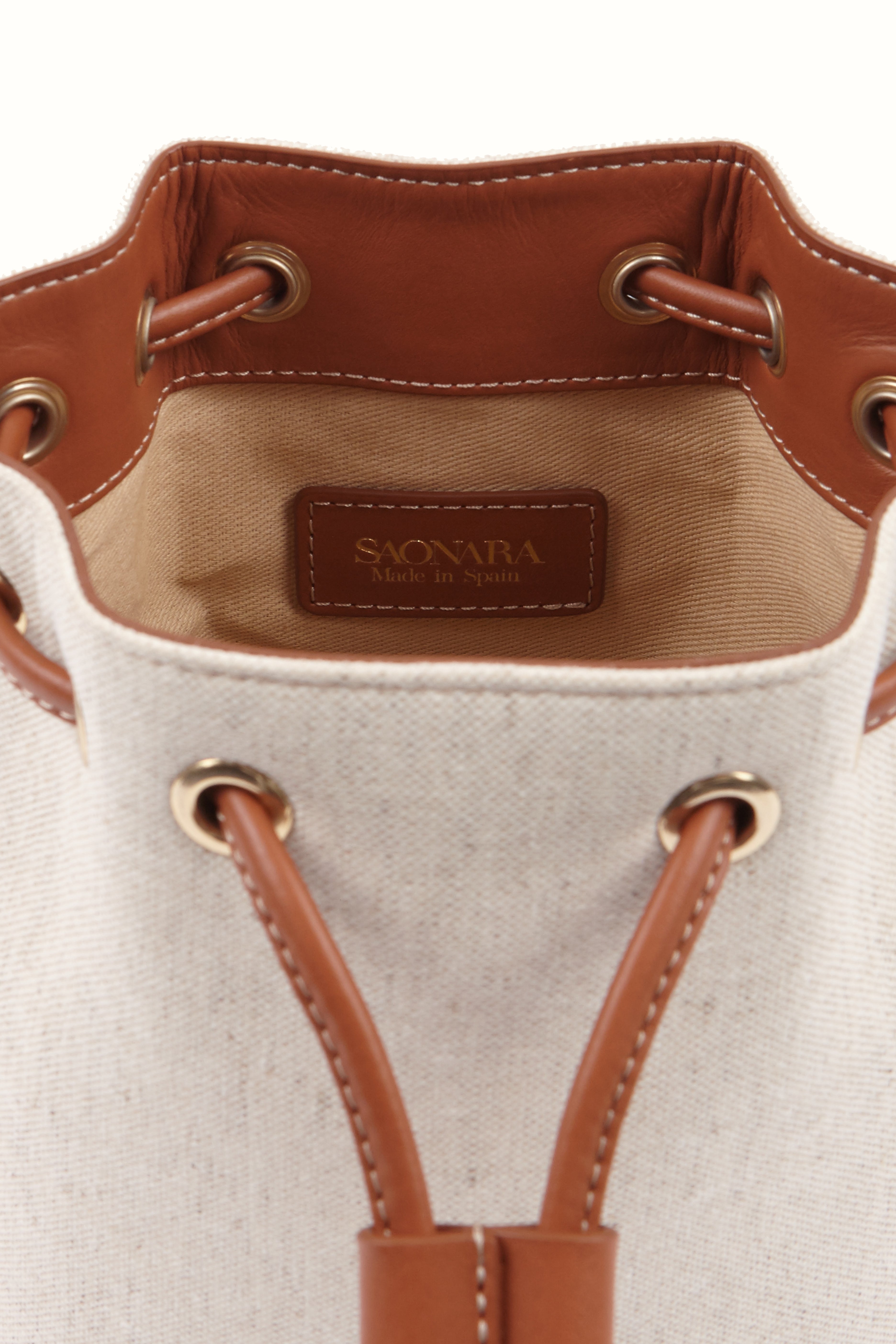 SAONARA MINI BUCKET LINEN / CARAMEL LEATHER